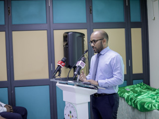 މިނިސްޓަރު އަމީރު ވާހަކަ ފުޅު ދައްކަވަނީ