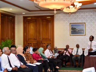 ވަޒީރުންނަށް މައުލުމާތު ދިނުމަށް ބޭއްވި ސެޝަނުގެ ތެރެއިން