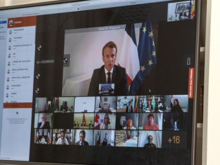 ލުބުނާނަށް އެހީތެރިވުމަށް ކުރިޔަށް ގެންދިޔަ ވީޑިއޯ ކޮންފެރެންސް