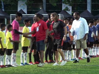 ކިޑްސް ފުޓުބޯޅަ ފިއެސްަޓާ