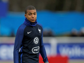 ޕީއެސްޖީއަށް ކުޅެމުން އަންނަ ފްރާންސްގެ ތަރި ކީލިއަން އެމްބާޕޭ