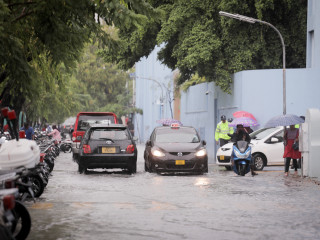 ސަރުކާރުގެ ފަރާތުން މި ބިލު ހުށަހެޅުއްވީ ގައްދޫ ދާއިރާގެ މެންބަރު އަޙްމަދު ޒާހިރު