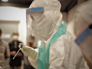 ކޮވިޑް-19 އަށް ޓެސްޓް ކުރުމުގައި އެޗްޕީއޭގެ ޓީމެއް ހަރަކާތްތެރިވަނީ