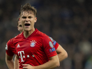 ފްލޮއިޑްގެ ދިފާއުގައި ބަޔާން މިއުނިކްގެ ކުޅުންތެރިން ނުކުންނަށް ކިމިޗް ގޮވާލައިފި