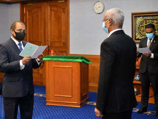 ޓޫރިޒަމް މިނިސްޓަރ ޑރ ޢަބްދުﷲ މަޢުޞޫމް