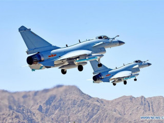 ޗައިނާގެ މިލިޓަރީ ޖެޓު ތަކެއް