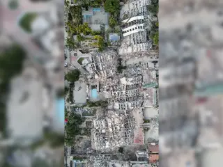 ވެނެޒުއޭލާއަށް މިދިޔަ ހަފުތާގައި ކުރިމަތިވި ބާރުގަދަ ދެ ބިންހެލުމުގެ ސަބަބުން، އެ ގައުމުގެ 58،000 އަށްވުރެ ގިނަ އިމާރާތަށް އެކިވަރުގެ ގެއްލުންތައް ލިބި ނުވަތަ އެއްކޮށް ސުންނާފަތިވެފައިވާ ކަމަށް ރިޕޯޓުތަކުން ދައްކައިފި

