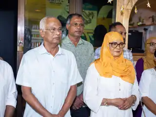 ދެ އިންތިހާބު އެއްކޮށްލަނީ 2028 ވަނަ އަހަރު ރައްޔިތުން މުއިއްޒު އަށް ނޫނެކޭ ބުނާނެތީ ބާރާ ނުފޫޒު ފޯރުވައިގެން އިންތިޚާބު ނެގުމަށް: ރައީސް ސޯލިހު
