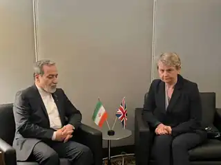 އީރާންގެ ވަރުގަދަ އިންޒާރެއް އިނގިރޭސިވިލާތަށް 