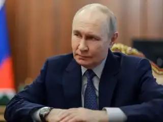 އީރާންގެ ވަފާތެރި އެކުވެރިއެއްގެ ގޮތުގައި އޮންނާނެ ކަމުގެ ޔަޤީންކަން ޕުޓިން ދެއްވައިފި 