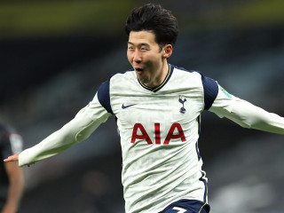 ޓޮޓެންހަމާއި ބްރެންޓްފޯޑް ބައްދަލުކުރި މެޗުގެ ތެރެއިން: މި މެޗުން ޓޮޓެންހަމް މޮޅުވީ 2-0 ން