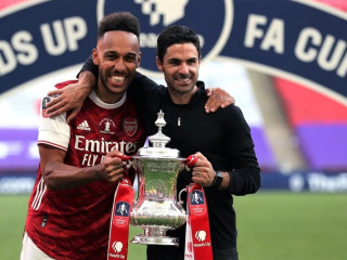 އާސެނަލްގެ ކެޕްޓަން ޕިއޭ-އެމެރިކް އޮބާމަޔަން