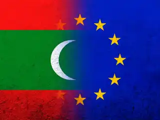 The flag of the European Union (EU) and the national flag of the Maldives. | iStock