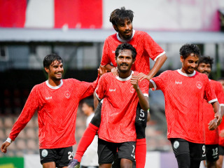 މެޗުގައި ލަނޑު ޖެހުމަށްފަހު އޭދަފުށީގެ ކުޅުންތެރިން އުފާ ފާޅު ކުރަނީ