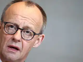 އީރާނުގެ ސަރުކާރުގެ "ދުވަސްތައް މިހާރު ވަނީ ގުނަން ފެށިފައި" ކަމަށް ޖަރުމަނުގެ ޗާންސެލަރ ވިދާޅުވެއްޖެ