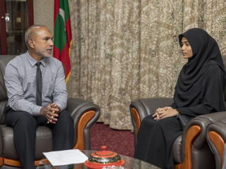 އިސްލާމިކް މިނިސްޓަރު، އާލާއާ ބައްދަލުކުރައްވަނީ