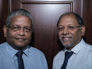 ޝީޝެލްގެ އައު ނައިބް ރައީސް (ކ) އާއި ރައީސް (ވ)