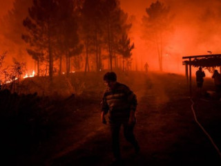 އޮފިޝަލުން ބުނެފައިވަނީ ދެ ތަނެއްގައި ރޯވެފައިވާ އަލިފާންގަނޑު ކޮންޓްރޯލްގެ ދަށަށް ގެންދެވިފައިވާކަމަށް