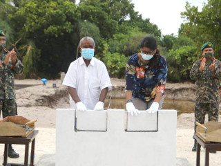 ޅ.މާފިފިލާފުށީގައި އަލަށް އިމާރާތް ކުރާ އެގެޒެކެޓިވް ބުލޮކްގެ ބިންގާ އަޅުއްވައިދެއްވުން