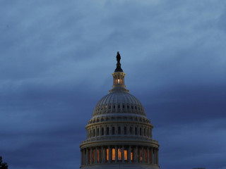 ސައުދީއަށް ހަތިޔާރު ވިއްކުން ހުއްޓުވަން އެމެރިކާގެ ކޮންގްރެސް ތެދުވެއްޖެ