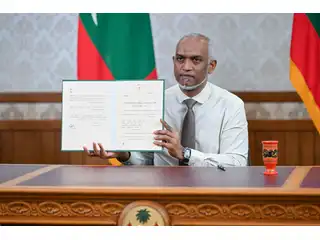 ދިވެހިރާއްޖޭގެ މަސްވެރިކަމުގެ ޤާނޫނަށް 2 ވަނަ އިޞްލާޙު ގެނައުމުގެ ބިލު ރައީސުލްޖުމްހޫރިއްޔާ ތަޞްދީޤުކުރައްވަނީ