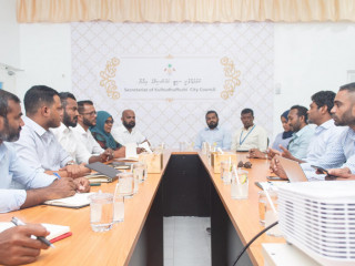 ކުޅުދުއްފުށީ ސިޓީ ކައުންސިލް އާއި އެސްޓީއޯގެ ސީއީއޯ އަދި މެނޭޖިންގ ޑިރެކްޓަރ އަލްފާޟިލް ހުސައިން އަމްރު ބޭއްވި ބައްދަލުވުމުގެ ތެރެއިން