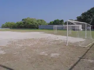 ނިންމާދޭނެ ކަމުގެ ޔަގީންކަން ރައީސް މުއިއްޒު ދެއްވި ހެނބަދޫ ޓަރފް ދަނޑުގެ މަސައްކަތް 9 މަސް ވީއިރުވެސް ނުފަށާ!