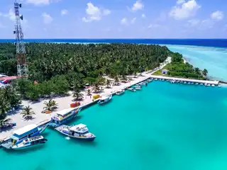 ކުޑަކުއްޖަކަށް ޖިންސީ ގޯނާ ކުރި މައްސަލައެއްގައި އއ. ތޮއްޑޫ ޕޮލިސް ސްޓޭޝަން އިން އިހުމާލުވެފައިވާ މައްސަލައެއް ފެންމަތިވެއްޖެ