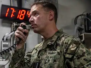 އީރާނުގެ ކޮންމެ ބަނދަރަކަށް އެމެރިކާ އިން ދަނީ ފާރަވެރިވަމުން: ސެންޓްރަލް ކޮމާންޑުގެ އިސްވެރިޔާ