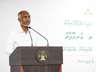 President Muizzu speaking to residents of Ungoofaaru island