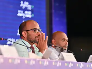 ކުރީގެ ފިނޭންސް މިނިސްޓަރ އިބްރާހިމް އަމީރު (ވ).