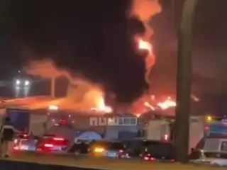 ގޮވުމެއްގެ އަޑާ އެކު، ސައުދީގައި ހުންނަ އެމެރިކާގެ އެމްބަސީ އިން ކަޅު ދުން ގަނޑެއް