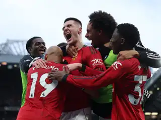 ފުލަމް ވެސް ބަލިކޮށް، ޔުނައިޓެޑު ރަނގަޅު މިސްރާބުގައި 