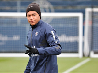 ޕީއެސްޖީއަށް ކުޅެމުން އަންނަ ފްރާންސްގެ ތަރި ކީލިއަން އެމްބާޕޭ