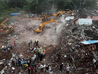 ވެއްޓުނު އިމާރާތުގެ ދަށުން މީހުން ސަލާމަތްކުރުމުގެ މަސައްކަތްކުރަނީ