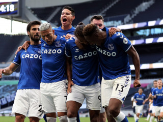 ޓޮޓެންހަމާއި އެވަޓަން ބައްދަލުކުރި މެޗުގެ ތެރެއިން: މި މެޗުން އެވަޓަން މޮޅުވީ 1-0 ން