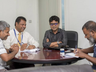 އުލިގަމުގައި އަލަށް އިމާރާތްކުރާ އިންޖީނުގޭގެ ބިންގާ އަޅައިފި