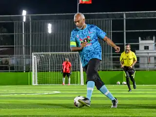 ރައީސް މުއިއްޒެވެ. ޒުވާނުންނަށް ކުޅިވަރު ވެސް ކުޅެވޭނީ އަނގަޔާއި އަތާދިމާވެގެން ނޫން ހެއްޔެވެ؟