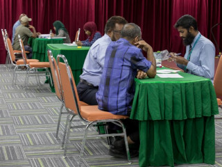 ހައްޖަށް މީހުން ގެންދިއުމަށް ޝައުގުވެރިވާ ކުންފުނިތަކުން ބިޑްހުށަހެޅުން ކުރިއަށްދަނީ