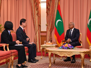 President Solih and the new High Commissioner of Singapore Soo Kok Leng