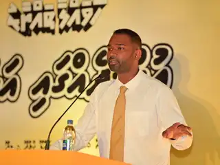 ރައީސް ޑޮކްޓަރ މުޙައްމަދު މުޢިއްޒަށް ކުރުނީސްކުރުން ފިޔަވައި، ހުޅުދޫއަށް ޓަކައި ދާއިރާގެ މެންބަރު ބުނި ބަހެއް އަޑެއް ނީވޭ: މީކާއިލް