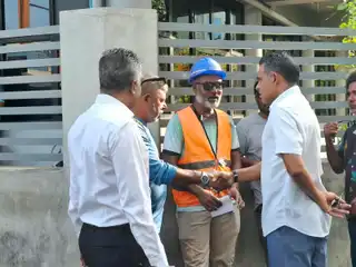 ކުރީގެ ނައިބު ރައީސް ފައިސަލް ނަސީމް އެމްޕީއެލް ސަރަހައްދުން އާންމު ރައްޔިތުންނާއި ބައްދަލުކުރައްވަނީ 