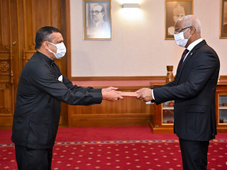 The new High Commissioner of Sri Lanka presented credentials to the president on Tuesday morning