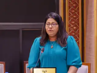  ހެލްތް މިނިސްޓަރު ގީލާ ޢަލީ ރައްޔިތުންގެ މަޖިލީހުގައި