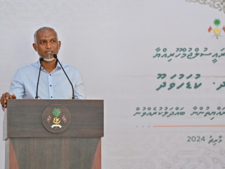President Muizzu speaking to Kudahuvadhoo residents
