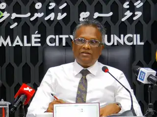 Male' City Mayor Adam Azim attended an emergency meeting held by the Male' City Council on Friday night.