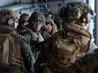 އިރާނަށް އެއްގަމު މަގުން އެރުމަށް އެމެރިކާގެ 3500 ސިފައިން މެދު އިރުމައްޗަށް އަތުވެއްޖެ