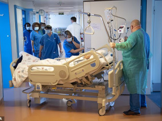 ސްވިޒަލެންޑްގެ ހޮސްޕިޓަލެއްގެ ތެރެ