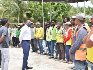 The Vice President visits government offices and institutions in A.Dh. Fenfushi and Maamigili Islands