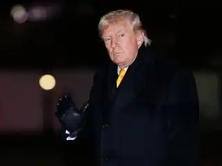 އެމެރިކާ-ކެނެޑާ ބްރިޖް ހުޅުވުން ހުއްޓާލަން އަންގައި، ޓްރަމްޕްގެ އިންޒާރެއް 